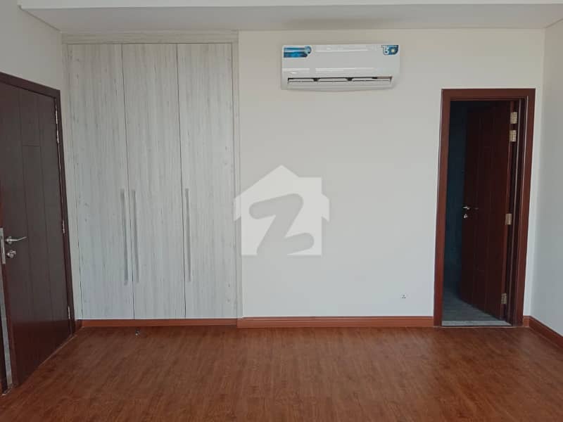 18 Green Defence Raya DHA Phase 6 18 Green Defence Raya DHA Phase 6
