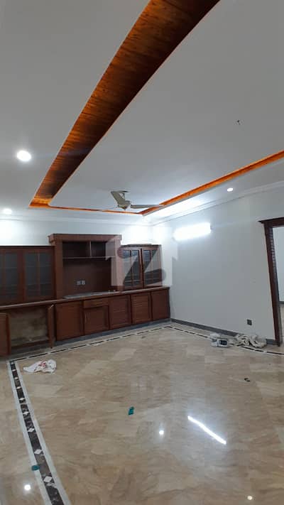 Upper Portion 3 Bed Available For Rent In E-11 Islamabad Upper Portion 3 Bed Available For Rent In E-11 Islamabad