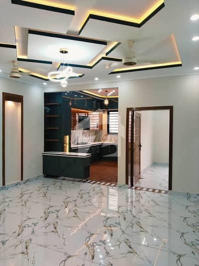 DOUBLE STOREY FULL HOUSE with water bore