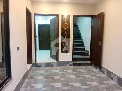 kb clony 5 Marla Brend New House for sale 3 bed with attached bathroom 2tvl 2kiechen store 20f Road price,,205 Lac