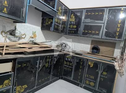 تاج باغ سکیم لاہور میں 3 کمروں کا 5 مرلہ مکان 2.2 کروڑ میں برائے فروخت۔