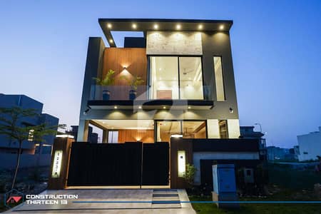 5 MARLA BRAND NEW ULTRA MODERN HOUSE FOR SALE NEAR TO PARK