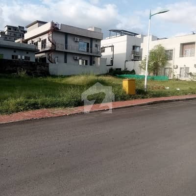 بحریہ ٹاؤن فیز 8 ۔ بلاک ایم بحریہ ٹاؤن فیز 8,بحریہ ٹاؤن راولپنڈی,راولپنڈی میں 5 مرلہ رہائشی پلاٹ 65.0 لاکھ میں برائے فروخت۔