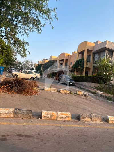 بحریہ ٹاؤن فیز 8 ۔ بلاک ایچ بحریہ ٹاؤن فیز 8,بحریہ ٹاؤن راولپنڈی,راولپنڈی میں 10 مرلہ رہائشی پلاٹ 1.1 کروڑ میں برائے فروخت۔ بحریہ ٹاؤن فیز 8 ۔ بلاک ایچ بحریہ ٹاؤن فیز 8,بحریہ ٹاؤن راولپنڈی,راولپنڈی میں 10 مرلہ رہائشی پلاٹ 1.1 کروڑ میں برائے فروخت۔