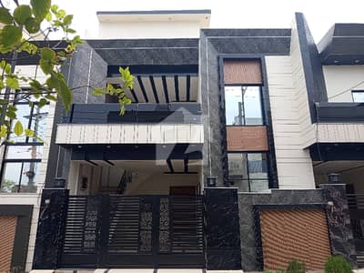 Perfect Prime Location 5 Marla House In Green Valley For sale