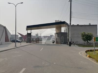 Ready To Sale A Prime Location Residential Plot 9 Marla In Oasis Orchard Faisalabad