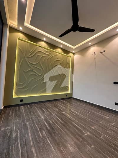 Prime Location In Divine Gardens 5 Marla House For Sale