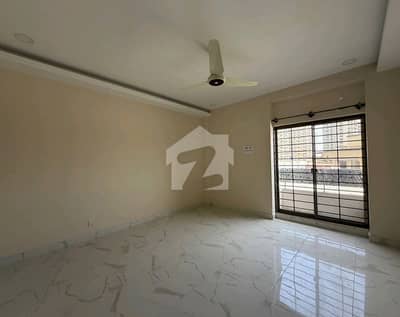 Prime Location WEST OPEN CHANCE DEAL IDEAL FLOOR ,SEMI FURNISHED 3000SQFT Prime Location WEST OPEN CHANCE DEAL IDEAL FLOOR ,SEMI FURNISHED 3000SQFT