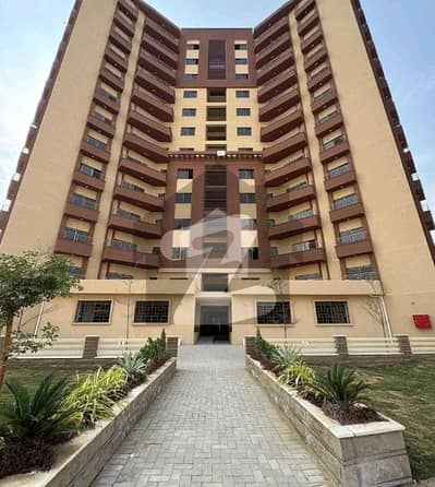 Prime Location In Askari 5 - Sector J 3000 Square Feet Flat For sale