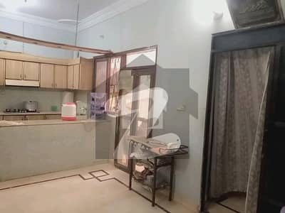 Prime Location Flat Of 1850 Square Feet Available For sale In Saddar