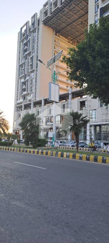 Desirable Commercial Plot (1.6) Kanal in D Markaz Gulberg Residencia Available For Sale