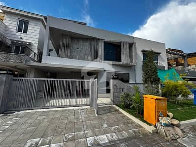 10 MARLA LIKE BRAND NEW HOUSE FOR RENT IN DHA PHASE 2 ISLAMABAD