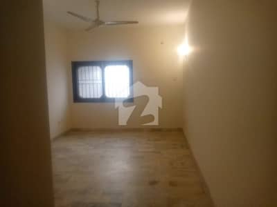 APARTMENT FOR RENT IN FAMILY BUILDING