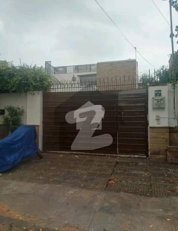 4 4