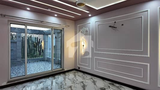 1 Kanal Upper Portion For Rent In DHA Defence 1 Kanal Upper Portion For Rent In DHA Defence
