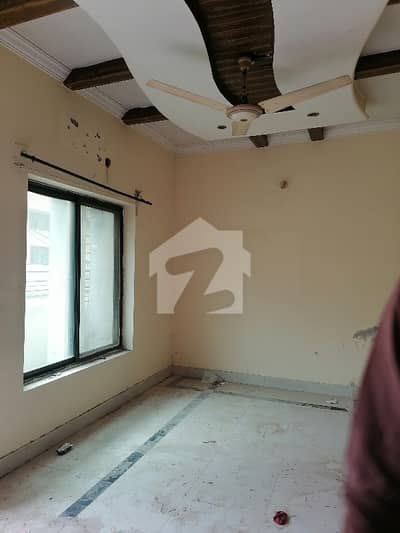 2 Bed Lower Portion Available For Rent in Gulraiz 1 Near Scheme 3 2 Bed Lower Portion Available For Rent in Gulraiz 1 Near Scheme 3