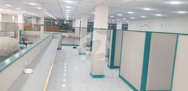 مین بلیوارڈ گلبرگ گلبرگ,لاہور میں 2 کنال دفتر 13.0 لاکھ میں کرایہ پر دستیاب ہے۔
