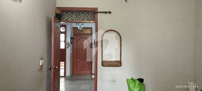 120 yards, 2nd floor portion for sale. Direct owner
