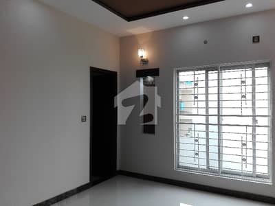 Highly-Coveted 1 Kanal Lower Portion Is Available In PIA Housing Scheme - Block A1 For Rent Highly-Coveted 1 Kanal Lower Portion Is Available In PIA Housing Scheme - Block A1 For Rent