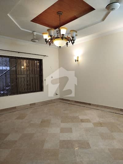 E-11 Kanal open basement having 3 bedrooms attached Washrooms DD TvL store kitchen SQ separate meters car parking Rent 1.30 Lac