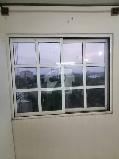 01 BEDROOM LUXURY UNFURNISHED APARTMENT AVAILABLE FOR RENT AT GULBERG GREEN ISLAMABAD