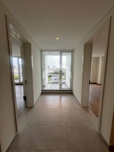 2 Bedrooms Unfurnished Luxurious Apartment For Rent In C1 Block Gulberg 3 MM Alam Road