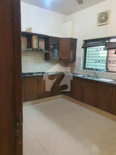 1 Kanal Upper Portion available for rent DHA Phase 8 Ex Air Avenue