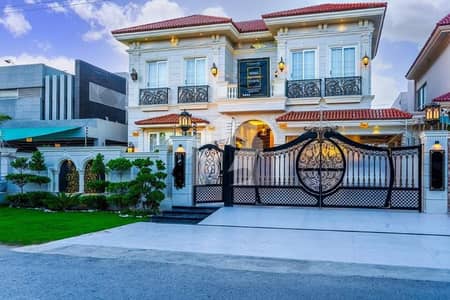 10 Marla Modern House For Rent Hot Location Reasonable In Market