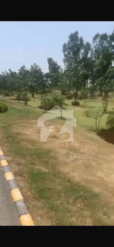 ایل ڈی اے سٹی فیز 1 - جناح سیکٹر ایل ڈی اے سٹی فیز 1,ایل ڈی اے سٹی,ایل ڈی اے روڈ,لاہور میں 1 کنال رہائشی پلاٹ 3.6 کروڑ میں برائے فروخت۔ ایل ڈی اے سٹی فیز 1 - جناح سیکٹر ایل ڈی اے سٹی فیز 1,ایل ڈی اے سٹی,ایل ڈی اے روڈ,لاہور میں 1 کنال رہائشی پلاٹ 3.6 کروڑ میں برائے فروخت۔
