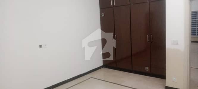 Ground Portion For Rent Near To Main Expresshighway