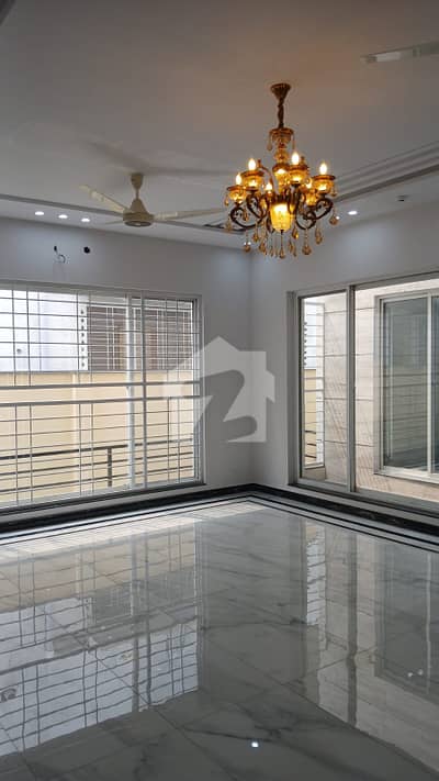 1 Kanal Double Storey House For Rent With Huge Basement