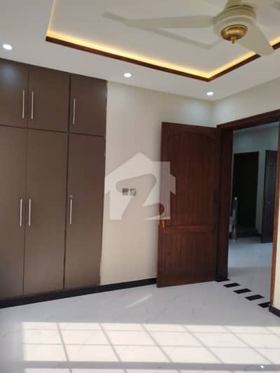 5 Marla Upper Portion Available For Rent