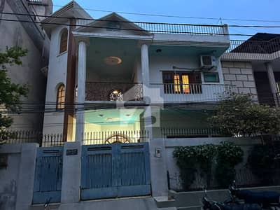 House available for sale in gulshn e iqbl 13D-2