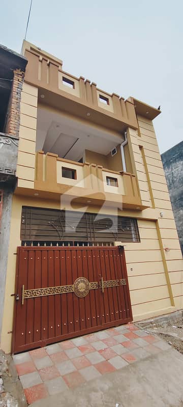 ایچ ۔ 13 اسلام آباد میں 4 کمروں کا 4 مرلہ مکان 1.6 کروڑ میں برائے فروخت۔ ایچ ۔ 13 اسلام آباد میں 4 کمروں کا 4 مرلہ مکان 1.6 کروڑ میں برائے فروخت۔