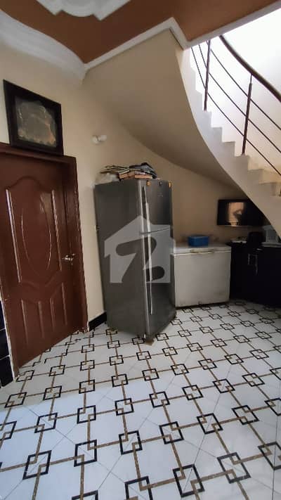 Good 120 Square Yards House For sale In Scheme 33