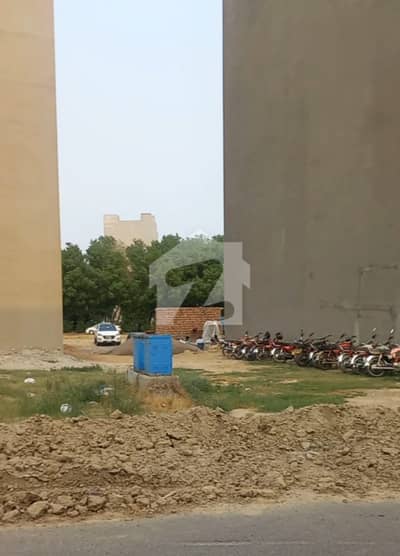 4-MARLA PLOT # B-204 COMMERCIAL PLOT LOCATED IN THE BEST BLOCK OF DHA LAHORE.