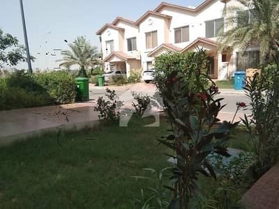 152sq yd 3 Bedrooms Luxury Villa is Available FOR RENT. 8km from Entrance of BTK. 3 Bed DDL 1 Kitchen