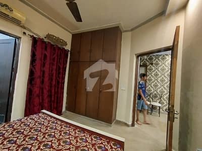 جوہر ٹاؤن فیز 2 جوہر ٹاؤن,لاہور میں 1 کمرے کا 5 مرلہ زیریں پورشن 45.0 ہزار میں کرایہ پر دستیاب ہے۔ جوہر ٹاؤن فیز 2 جوہر ٹاؤن,لاہور میں 1 کمرے کا 5 مرلہ زیریں پورشن 45.0 ہزار میں کرایہ پر دستیاب ہے۔