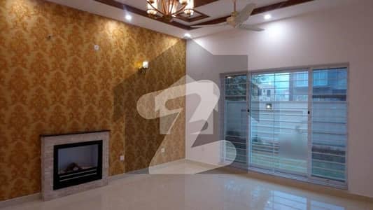 Aesthetic Near To Mosque House Of 5 Marla For Sale Is Available Aesthetic Near To Mosque House Of 5 Marla For Sale Is Available