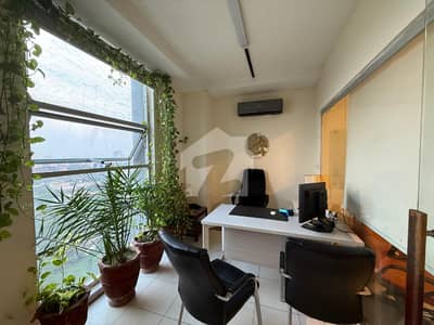 2500 Sq Ft Office For Rent Adjacent To Main Boulevard Gulberg