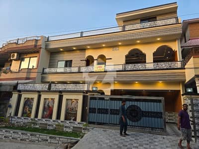 ائیرپورٹ ہاؤسنگ سوسائٹی راولپنڈی میں 7 کمروں کا 12 مرلہ مکان 5.5 کروڑ میں برائے فروخت۔ ائیرپورٹ ہاؤسنگ سوسائٹی راولپنڈی میں 7 کمروں کا 12 مرلہ مکان 5.5 کروڑ میں برائے فروخت۔