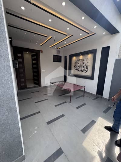 5 Marla Double Height House For Sale | 4 Bedrooms | 1 Car Garage