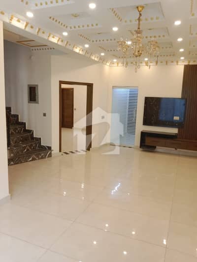 Brand New 5 Marla House For sale In Khayaban-e-Amin - Block L Lahore