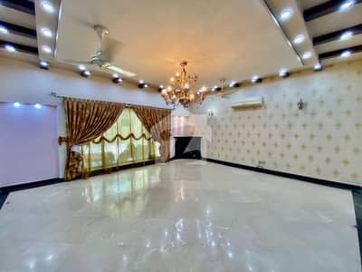Luxurious 2 Kanal Bungalow For Rent In DHA Phase 2