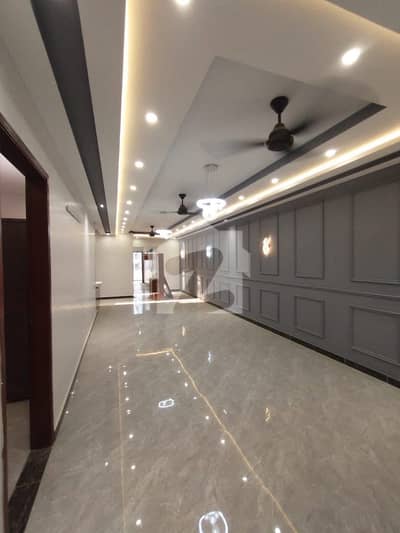 Luxury 4 Bed Dd Available For Rent On Main Shaheed E Millat Road