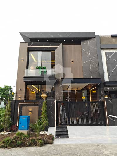 BRAND NEW 5 MARLA FULL HOUSE FOR RENT IN DHA PHASE 9 TOWN LAHORE