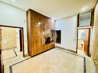5 Marla Lower Portion Avaliable For Rent In Lake City
