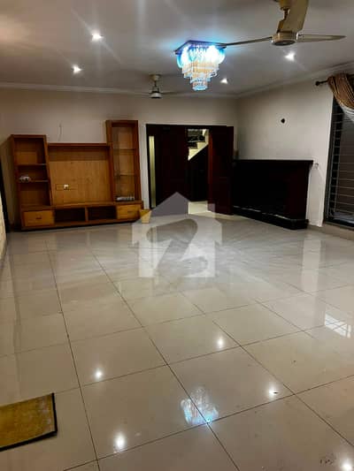 1 Kanal House Basement Available for Rent in DHA Phase 5, Lahore
