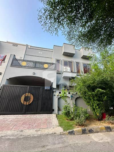 4.5 Marla House For Sale