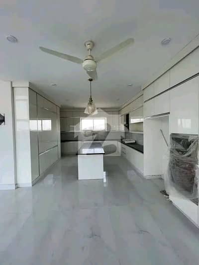 500 Yards Ground Portion For Rent DHA Phase 8